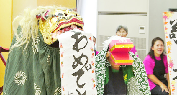 皆様の長寿をお祝いする敬老会 製作した手工芸品を展示する文化祭